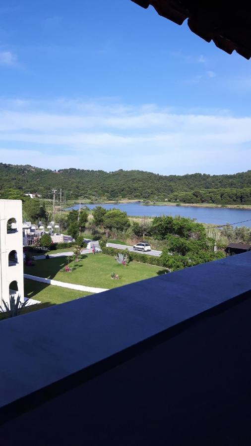 Golden Beach Koukounaries Bagian luar foto