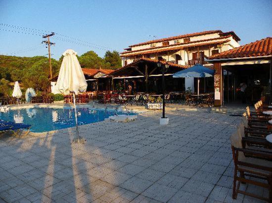 Golden Beach Koukounaries Bagian luar foto
