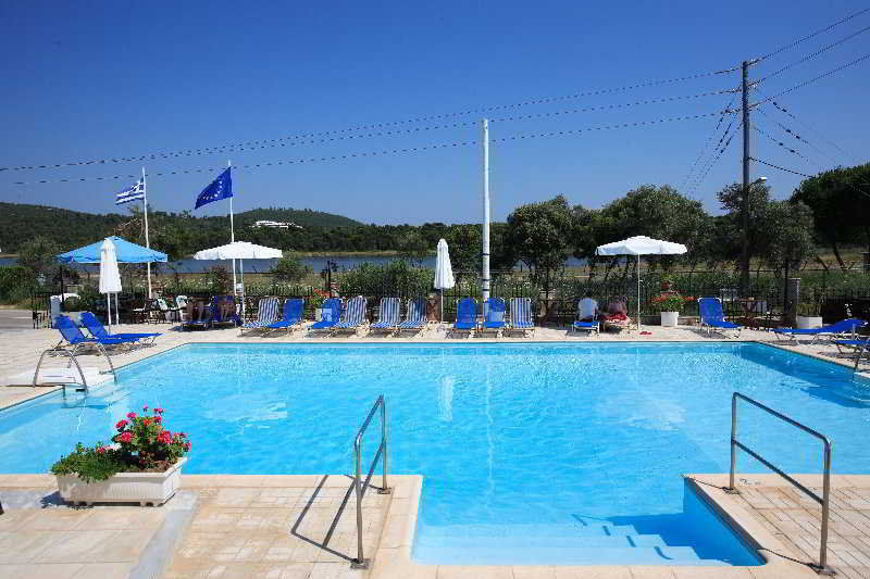 Golden Beach Koukounaries Bagian luar foto